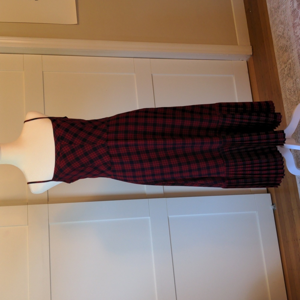Plaid Pleated UO Midi Dress NWT size L